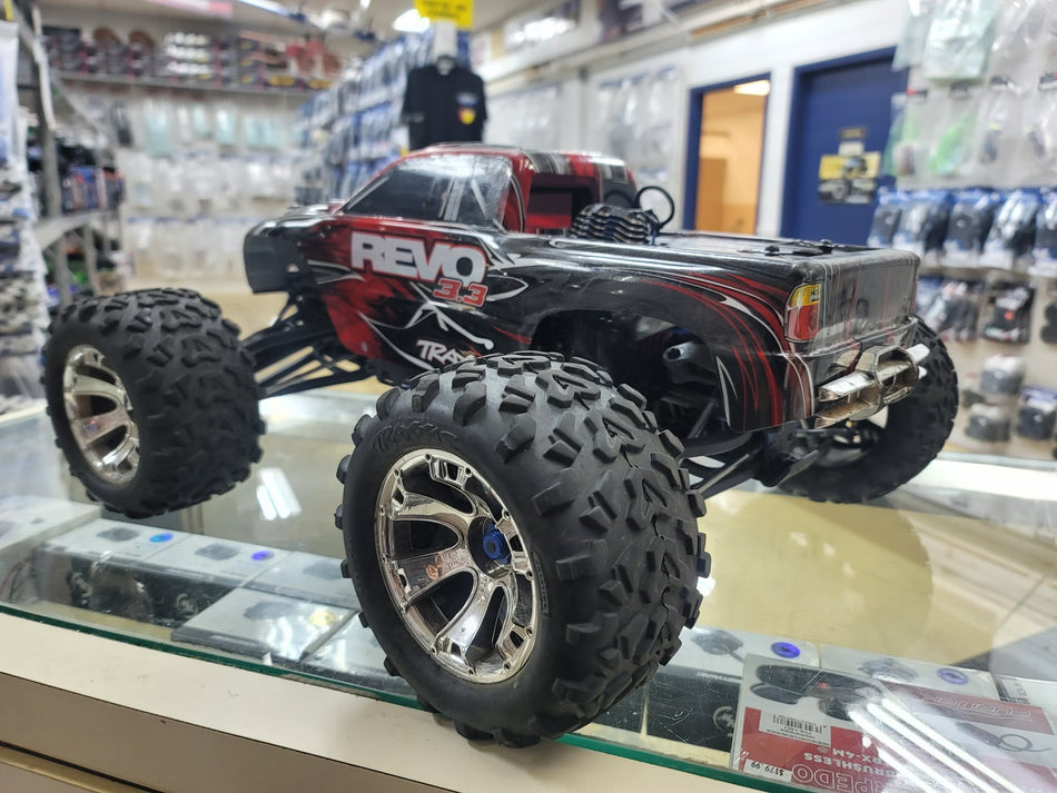Used RTR Traxxas Revo 3.3