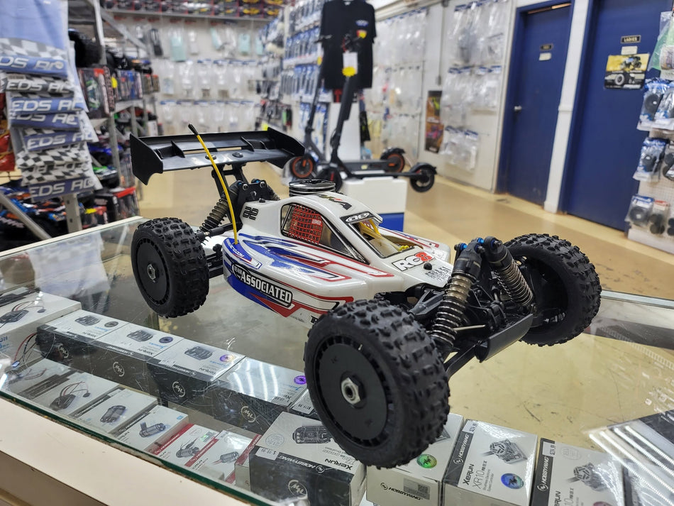Original Team Associated RC8 Nitro Buggy RTR